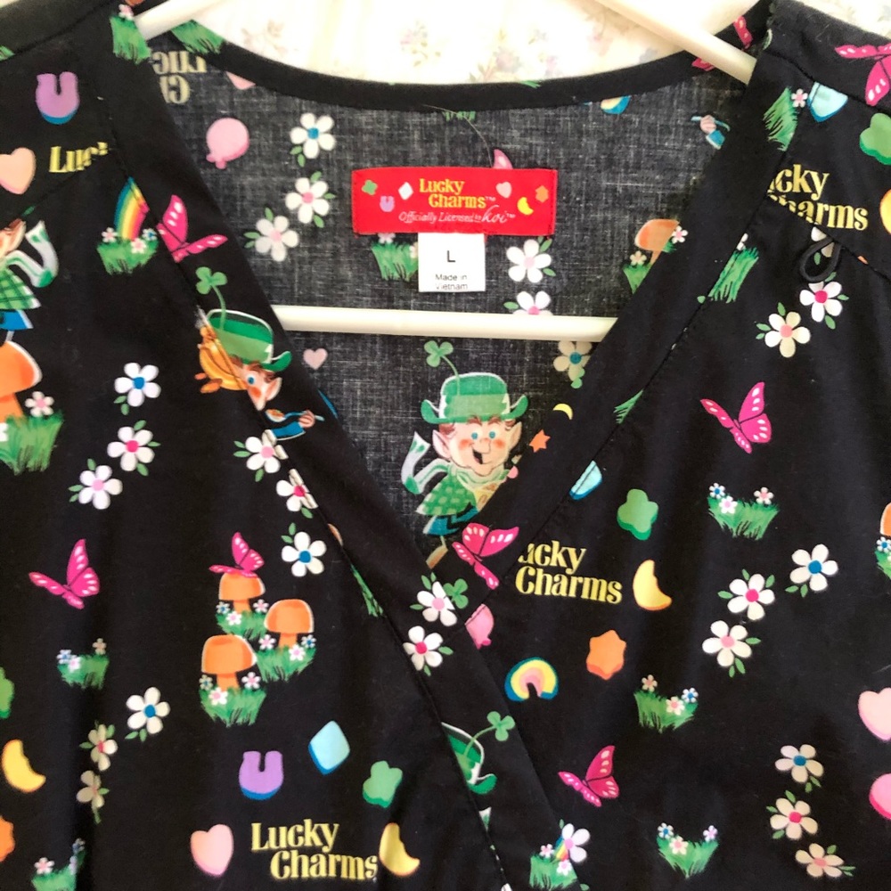 Koi scrub top